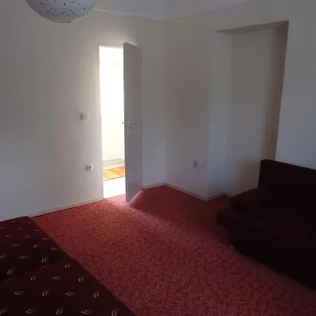 Holiday home Ferienhaus Am Schloss Wenckheim Szabadkigyos